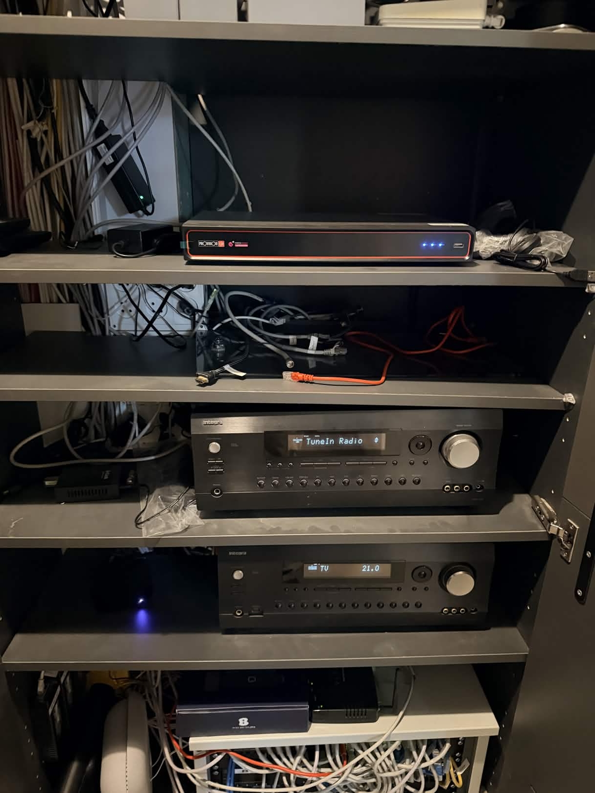 פרויקט סימפל קיי מספר 51 — התקנת מערכות אבטחה